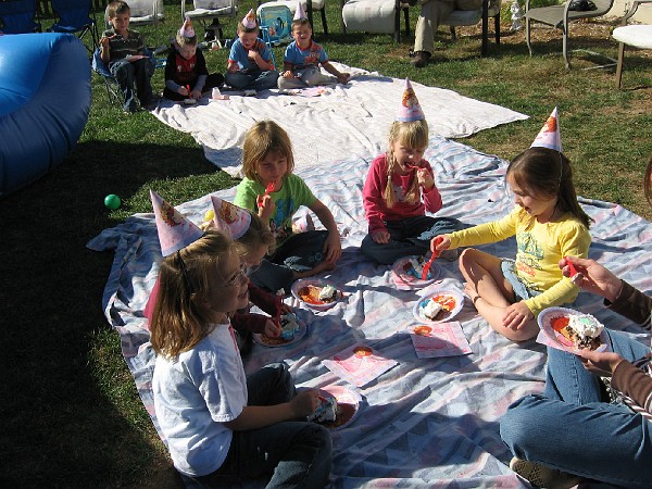 addisons bday party 048.jpg
